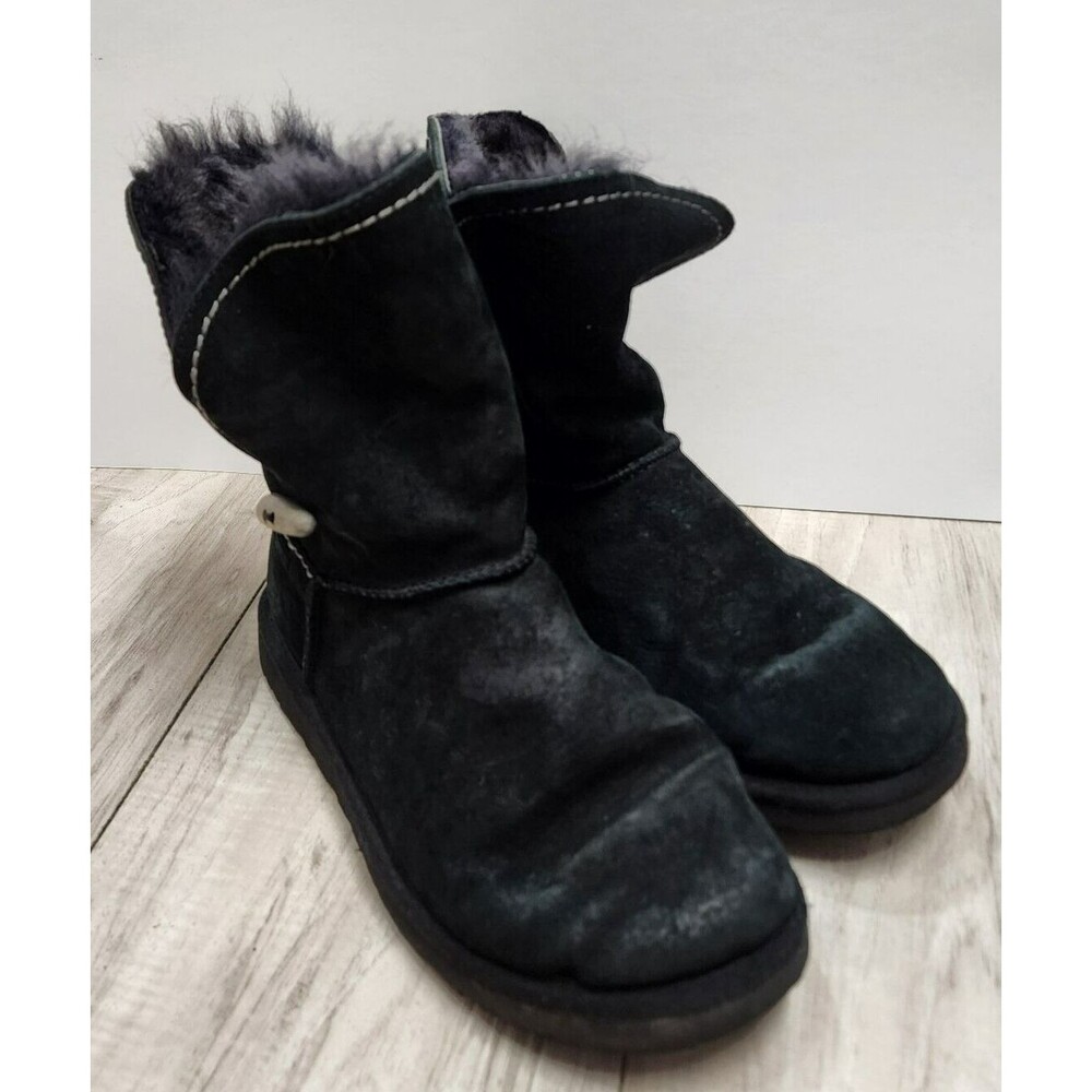 UGG Australia Meadow Winter Boots Woman's Size 7